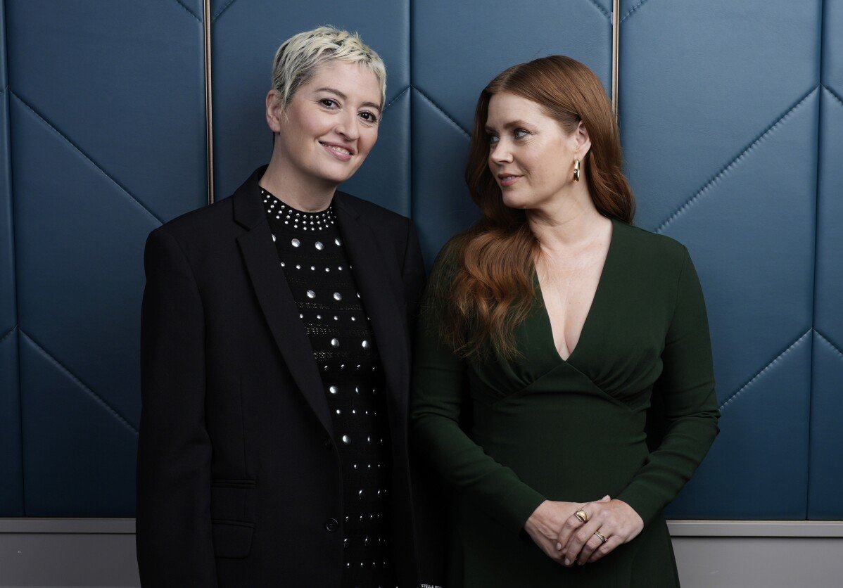 Amy Adams y Marielle Heller plasman todas sus experiencias maternales en 'Nightbitch'