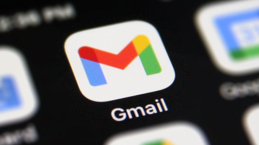 Google lleva su IA Gemini a Gmail para ayudarte a escribir y resumir correos electrónicos